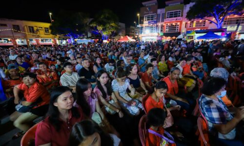 LEBIH 15,000 GAMATKAN RUMAH TERBUKA TAHUN BAHARU CINA MELAKA