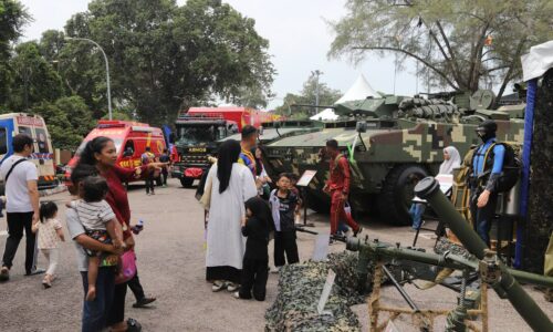 PAMERAN, AKTIVITI SUKAN TARIK MINAT ANAK MUDA