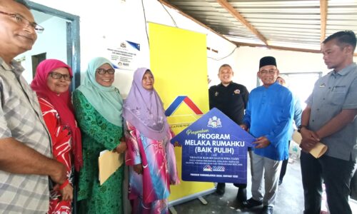 PERUNTUKAN LEBIH RM95,000 BAIK PULIH LIMA RUMAH USANG