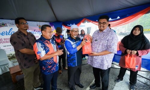 KEMBALIKAN NOSTALGIA MEMASAK BUBUR LAMBUK