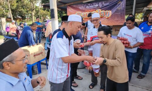 600 TELUR, JUADAH BERBUKA SANTUNI ORANG FELDA BUKIT SENGGEH