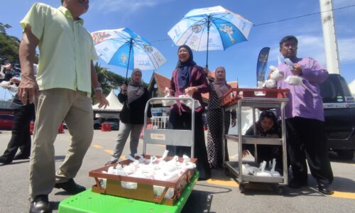 MENARA TAMING SARI AGIH 300 BUBUR LAMBUK PERCUMA