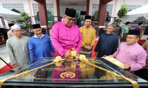 MASJID SULTAN IBRAHIM ‘BERCAHAYA’ SEPANJANG RAMADAN