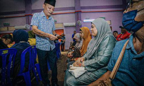 130 ASNAF, IBU TUNGGAL TABOH NANING DISANTUNI