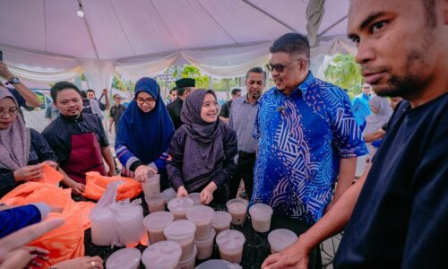 SUMBANGAN RAYA UNTUK WARGA JABATAN KETUA MENTERI MELAKA