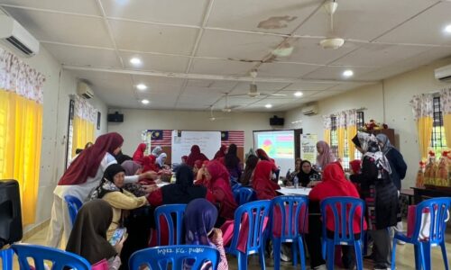 PENSYARAH UTEM BANTU TINGKAT EKONOMI WANITA JADI USAHAWAN F&B